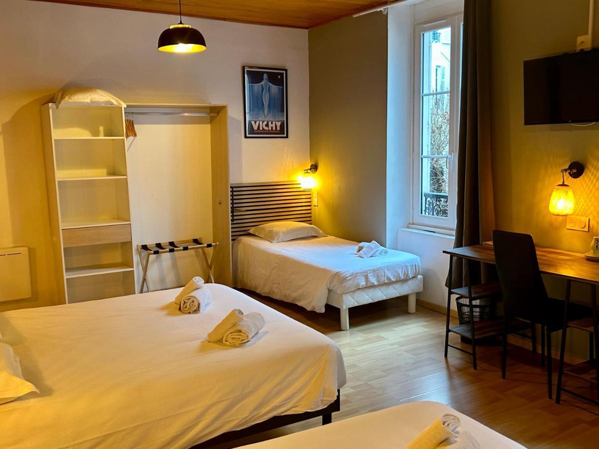 Hotel & Restaurant Le Patio Vichy Bagian luar foto
