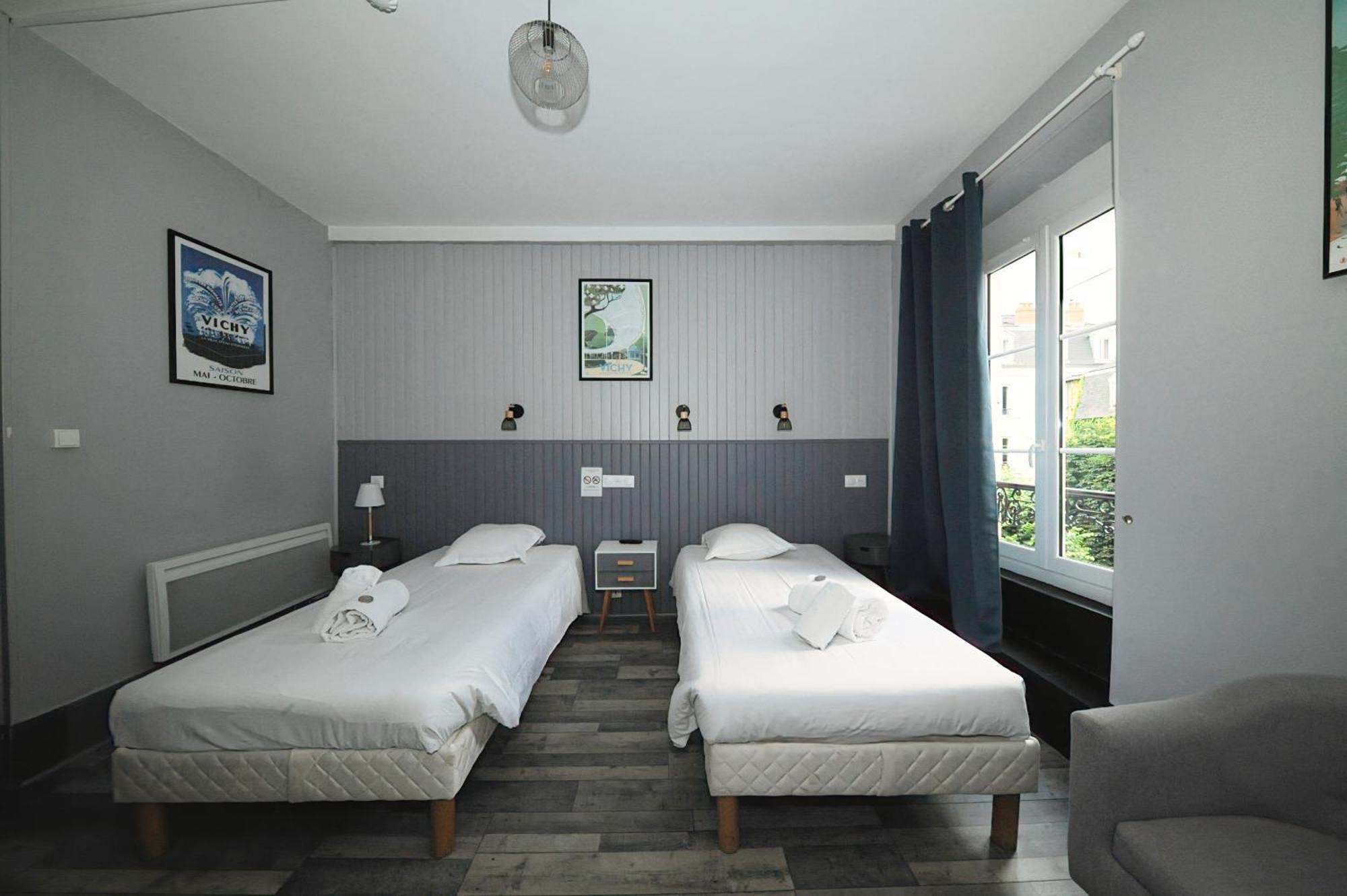 Hotel & Restaurant Le Patio Vichy Bagian luar foto